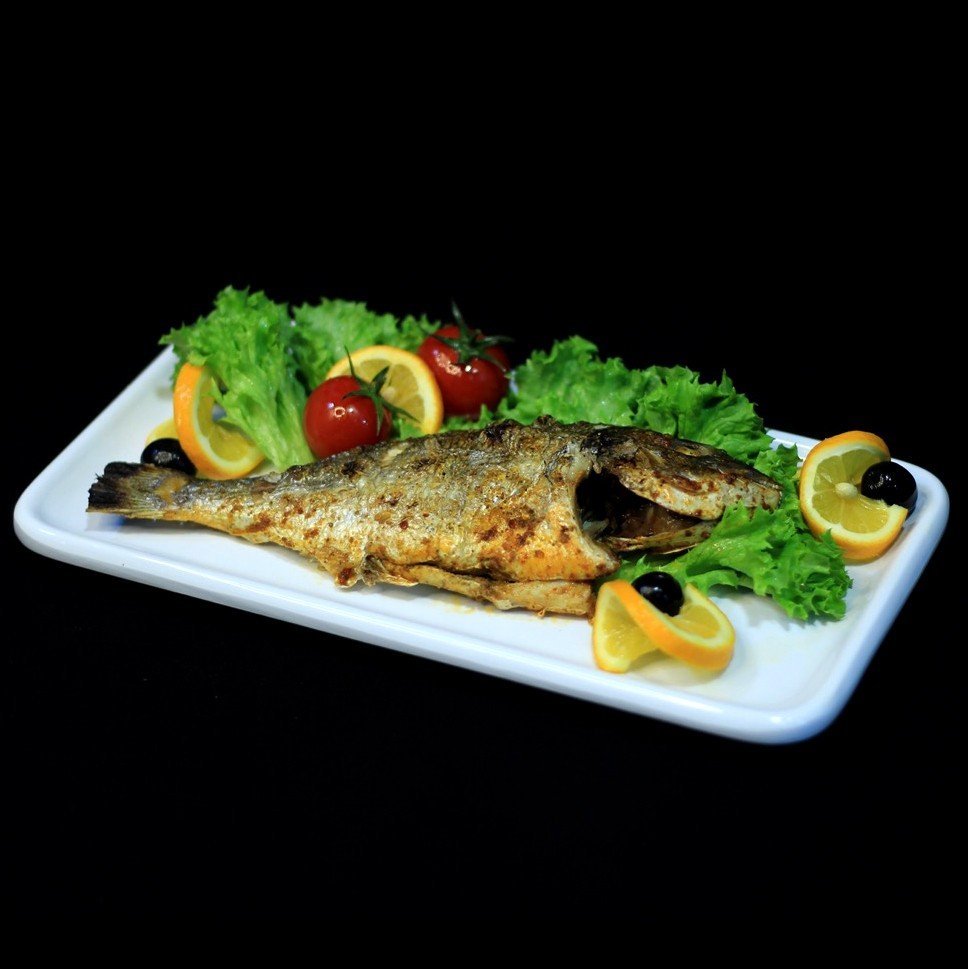 გრილზე შემწვარი კალმახი — Lunch Time Batumi